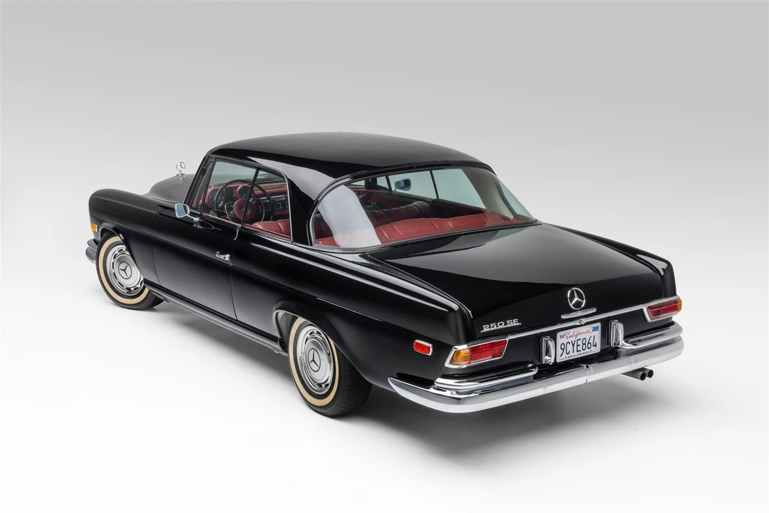 1967 Mercedes-Benz W111 Coupe - Image 8 of 31