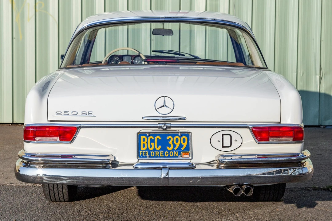 1967 Mercedes-Benz W111 Coupe - Image 5 of 31