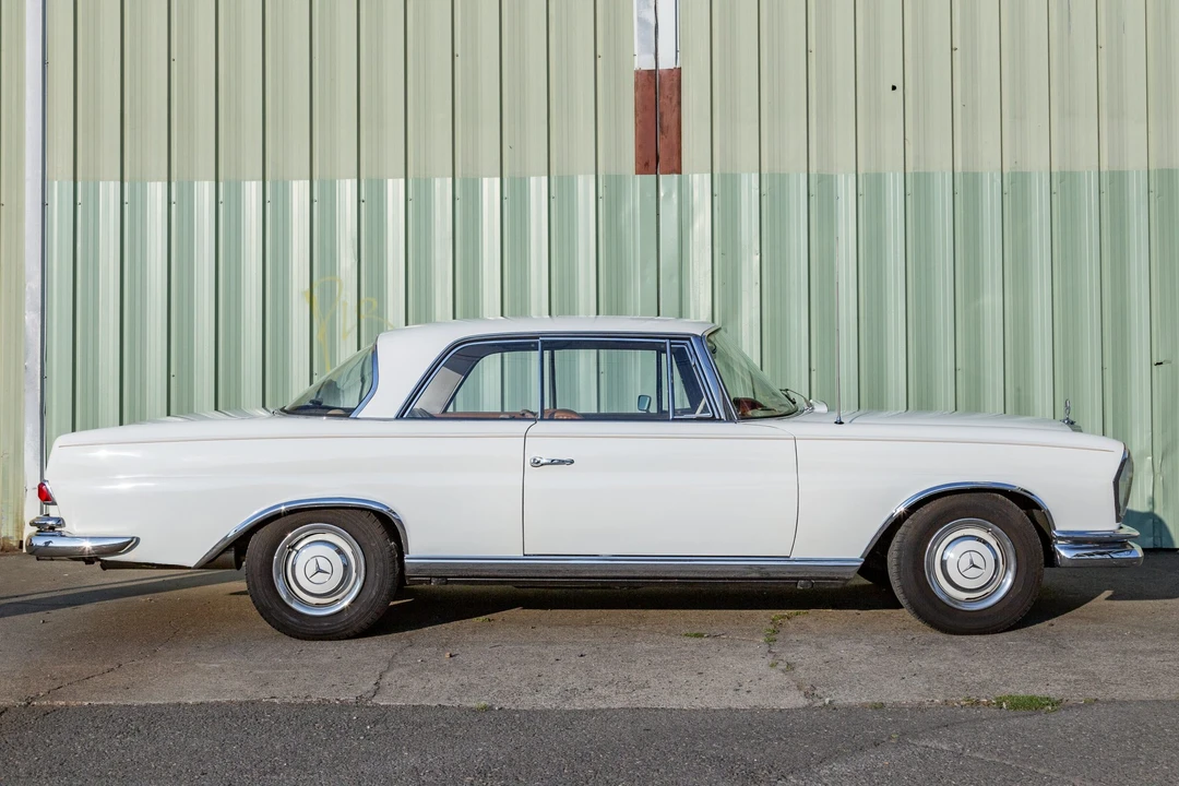 1967 Mercedes-Benz W111 Coupe - Image 7 of 31