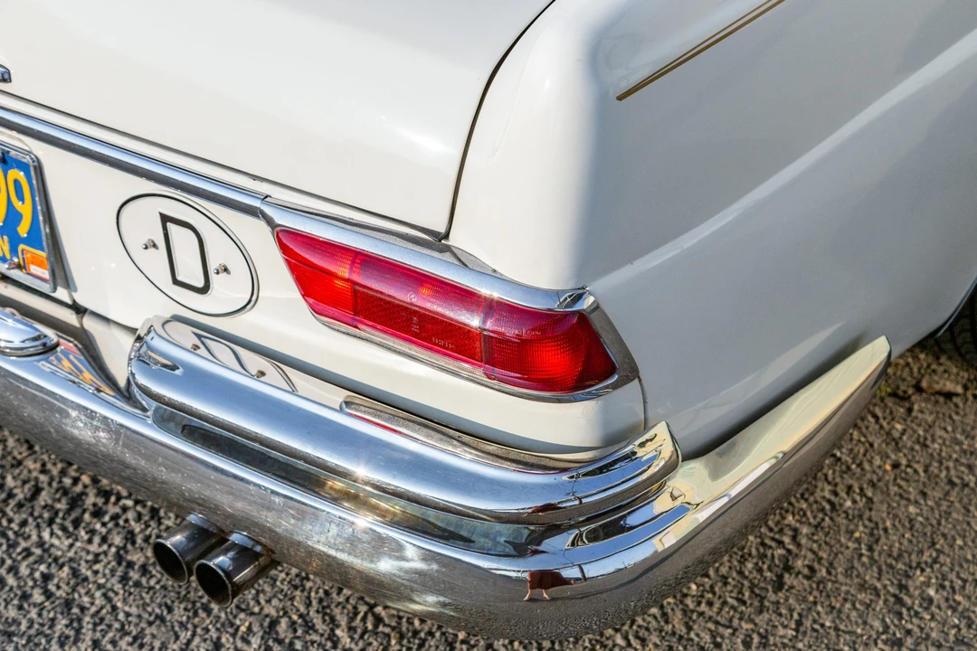 1967 Mercedes-Benz W111 Coupe - Image 24 of 31