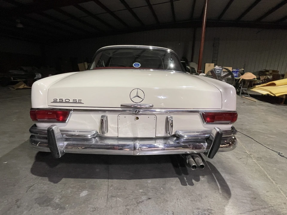 1967 Mercedes-Benz W111 Coupe - Image 6 of 31