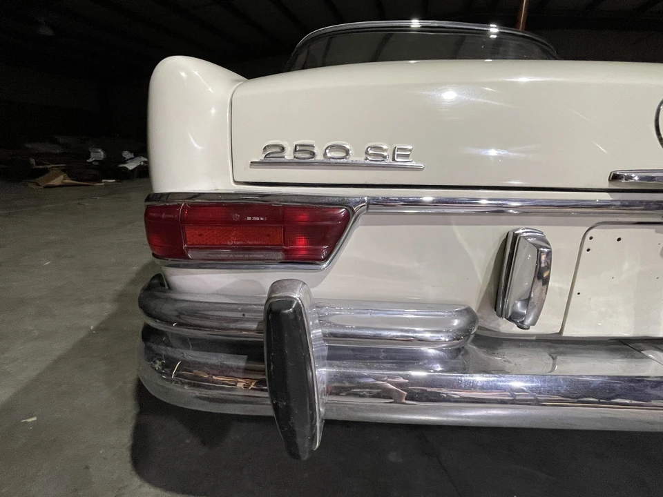 1967 Mercedes-Benz W111 Coupe - Image 22 of 31