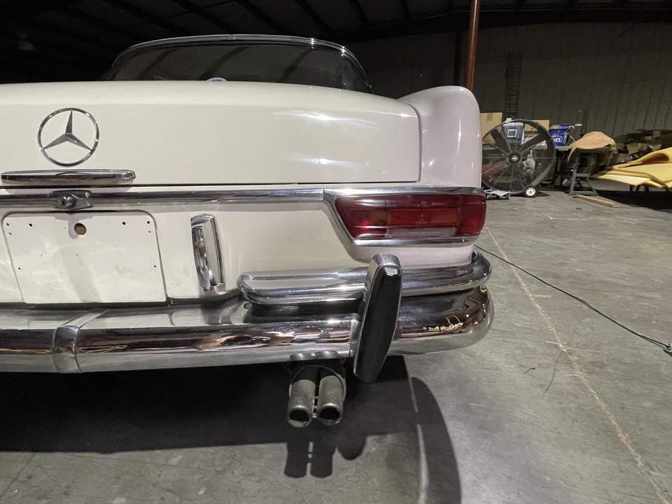 1967 Mercedes-Benz W111 Coupe - Image 23 of 31