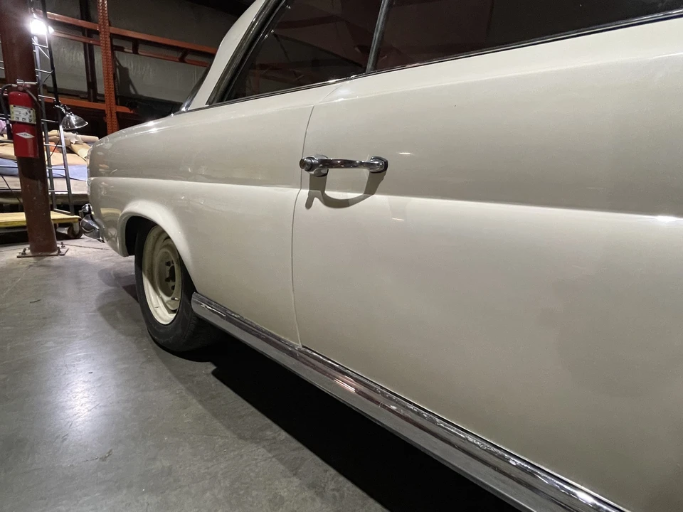 1967 Mercedes-Benz W111 Coupe - Image 30 of 31