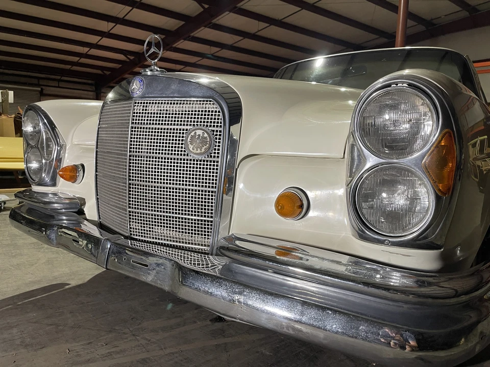 1967 Mercedes-Benz W111 Coupe - Image 12 of 31