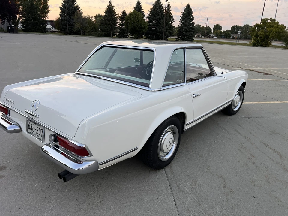 1967 Mercedes-Benz W113 SL-Class - Image 24 of 31