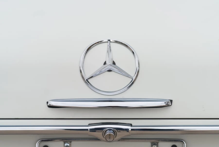 1967 Mercedes-Benz W113 SL-Class - Image 10 of 19