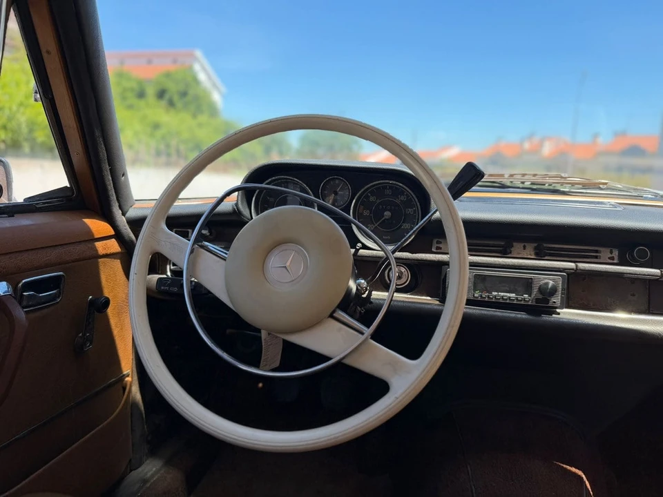 1967 Mercedes-Benz W108 & W109 - Image 10 of 30