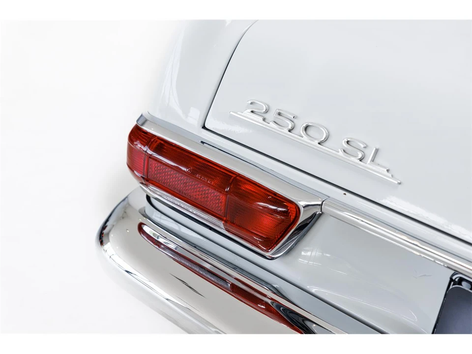 1967 Mercedes-Benz W113 SL-Class - Image 29 of 31