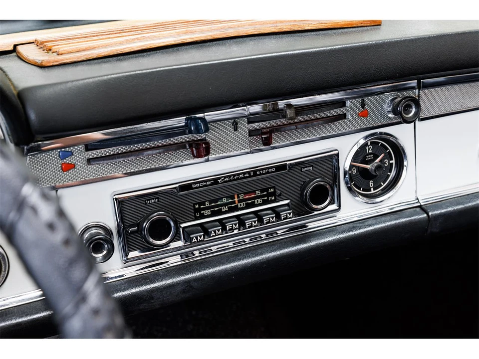 1967 Mercedes-Benz W113 SL-Class - Image 15 of 31