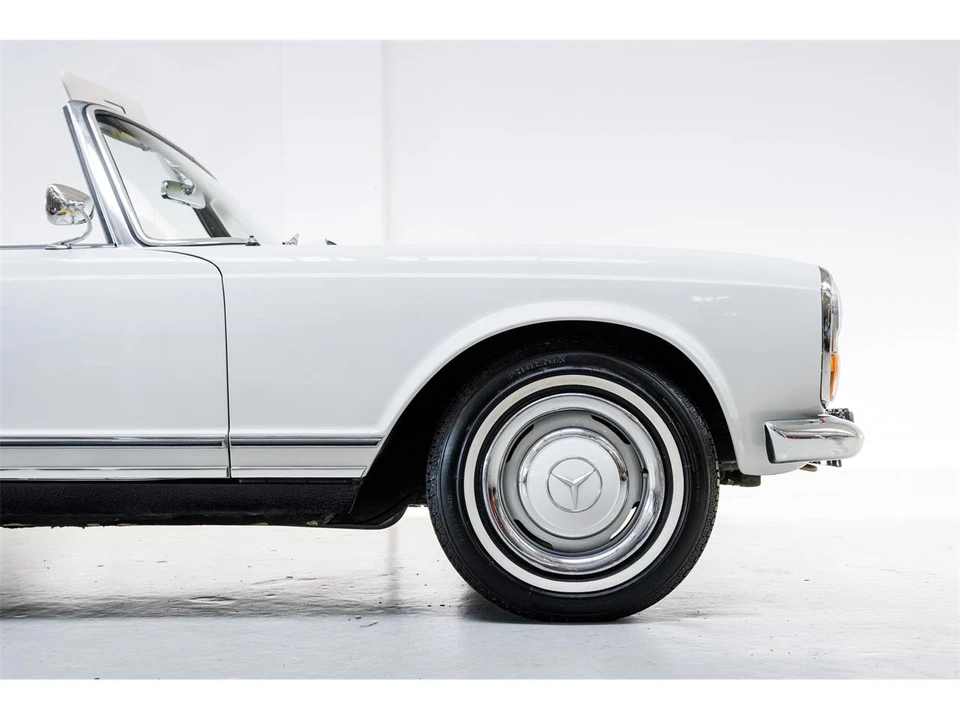 1967 Mercedes-Benz W113 SL-Class - Image 24 of 31
