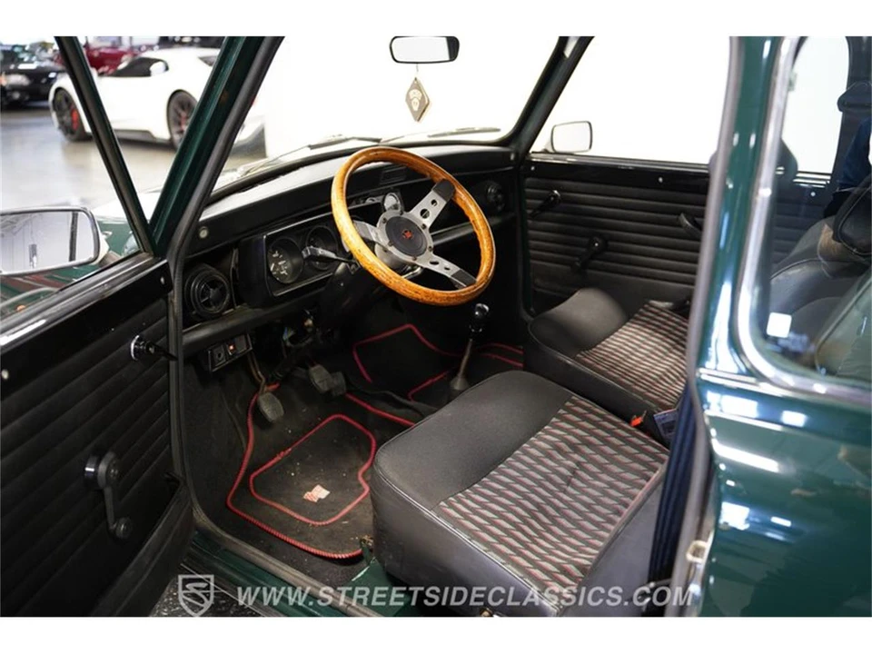 1967 Morris Minor - Image 2 of 31