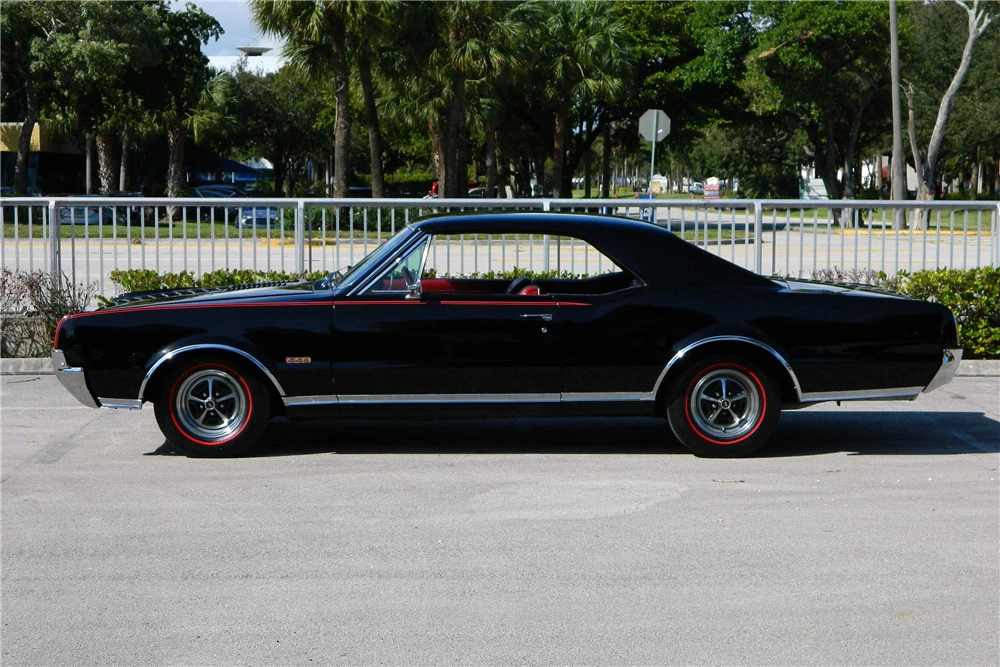 1967 Oldsmobile 442 1st Gen - Image 5 of 5
