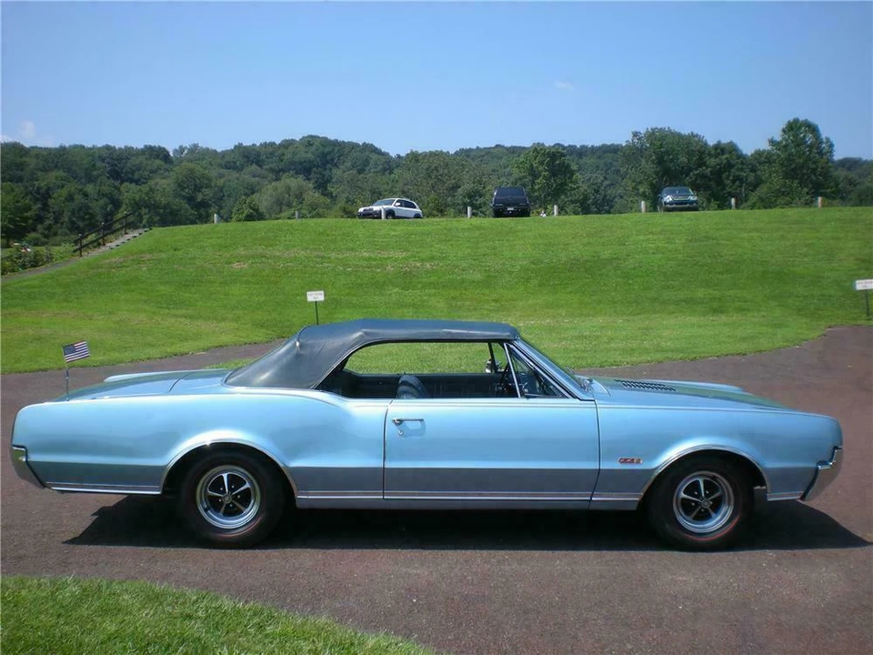 1967 Oldsmobile 442 1st Gen - Image 5 of 5