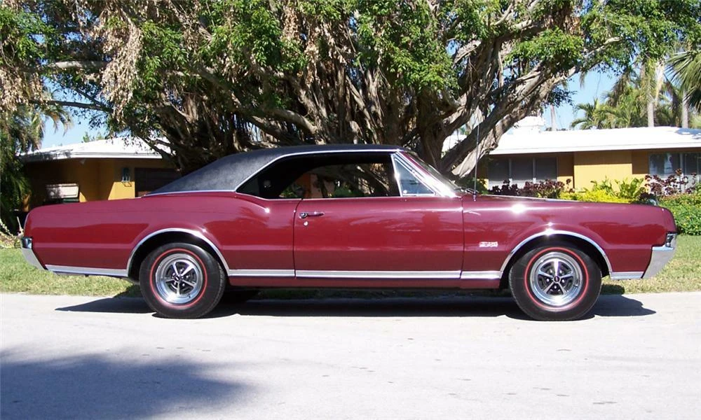1967 Oldsmobile 442 1st Gen - Image 8 of 8
