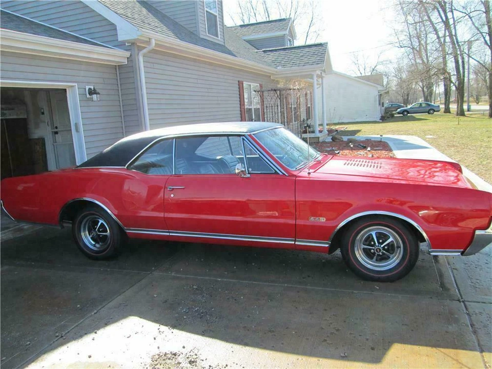 1967 Oldsmobile 442 1st Gen - Image 2 of 3