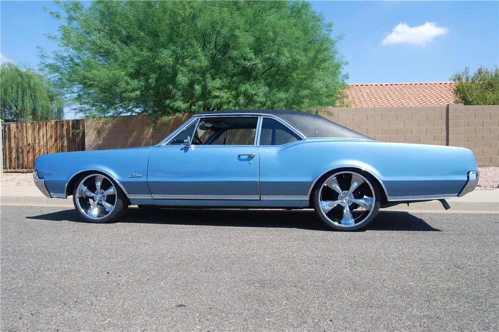 1967 Oldsmobile Cutlass Supreme - Image 5 of 5