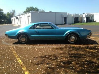 1967 Oldsmobile Toronado - Image 2 of 4