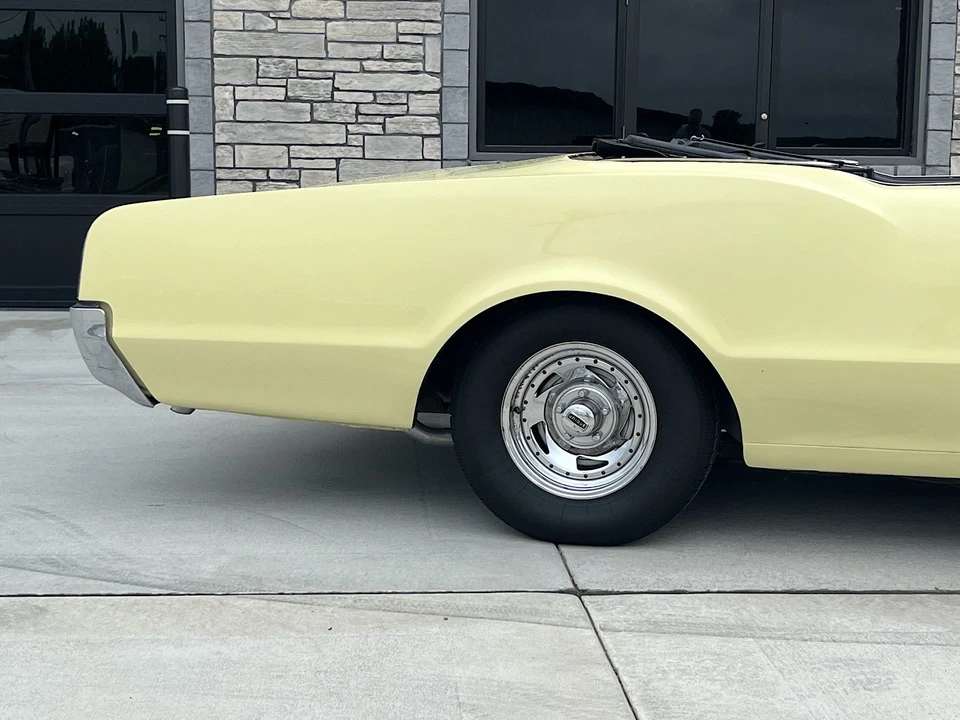 1967 Oldsmobile Cutlass Supreme - Image 26 of 31