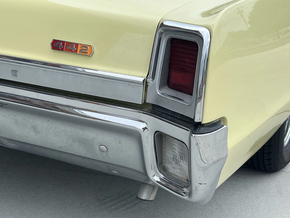 1967 Oldsmobile Cutlass Supreme - Image 29 of 31