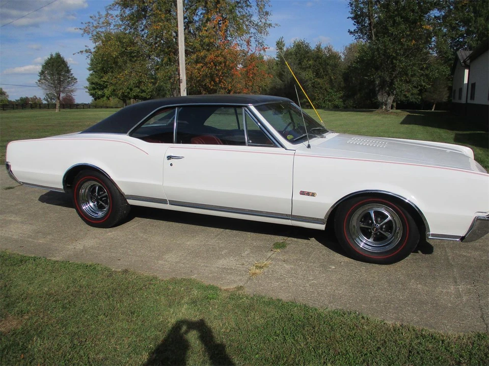 1967 Oldsmobile 442 1st Gen - Image 3 of 18