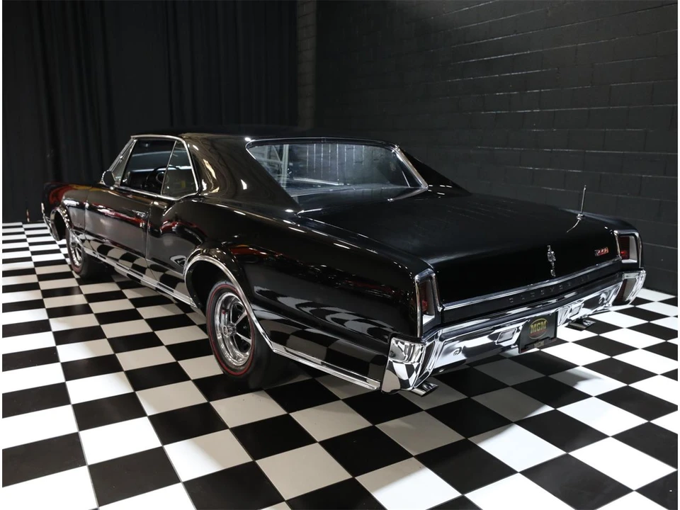 1967 Oldsmobile 442 1st Gen - Image 27 of 31