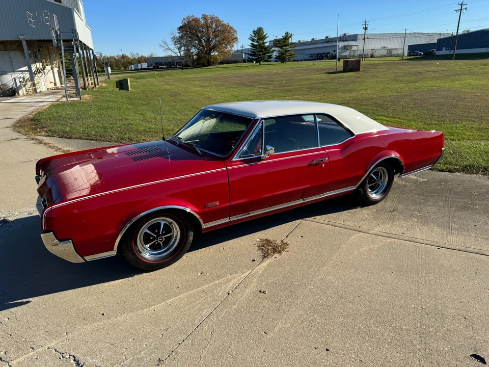 1967 Oldsmobile 442 1st Gen - Image 9 of 21