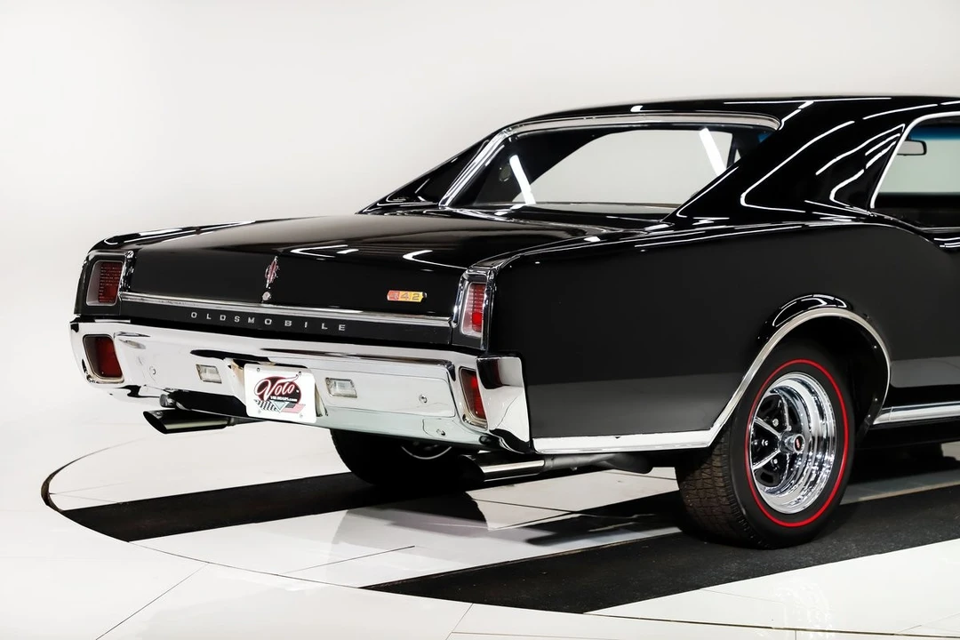 1967 Oldsmobile 442 1st Gen - Image 18 of 31