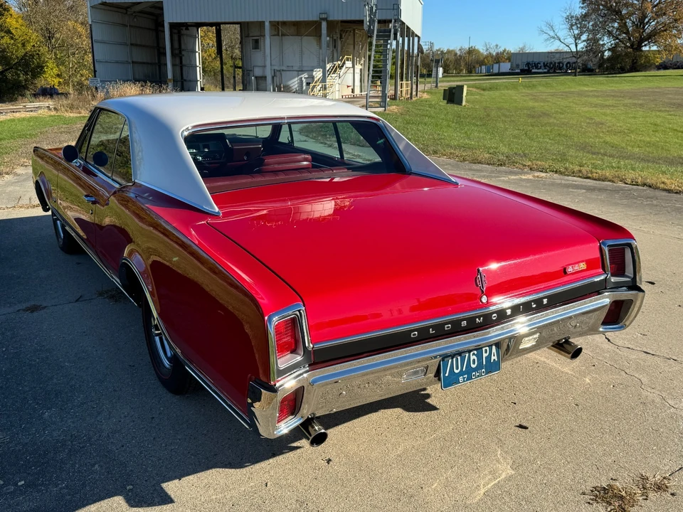 1967 Oldsmobile 442 1st Gen - Image 16 of 21