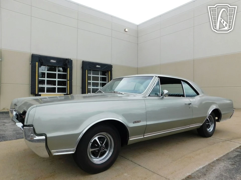 1967 Oldsmobile 442 1st Gen - Image 12 of 12