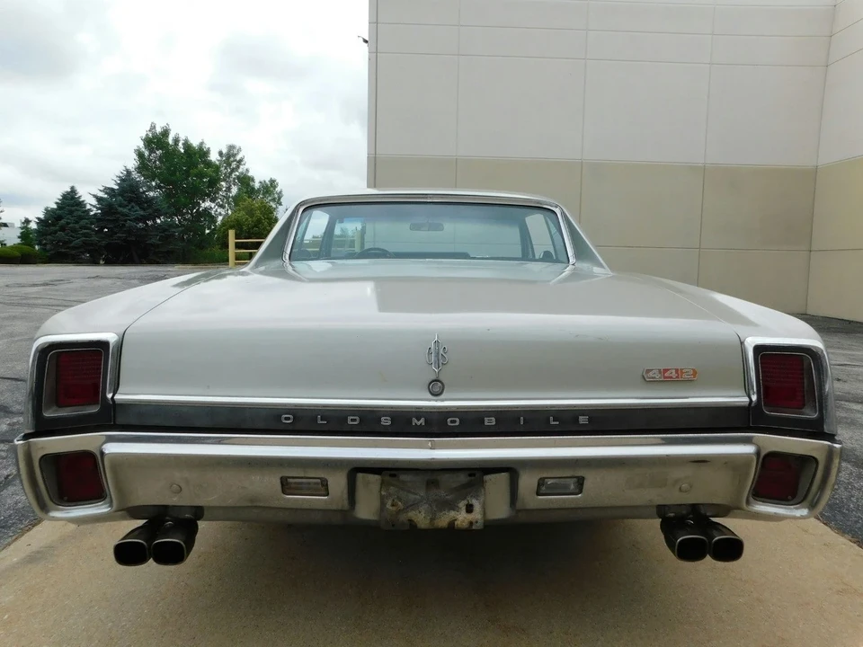 1967 Oldsmobile 442 1st Gen - Image 12 of 21