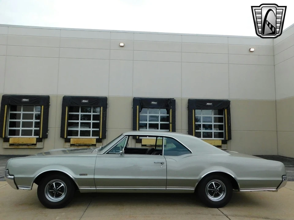 1967 Oldsmobile 442 1st Gen - Image 5 of 21