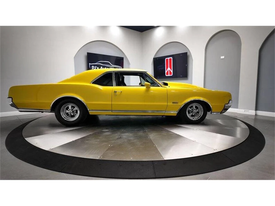 1967 Oldsmobile 442 1st Gen - Image 4 of 31