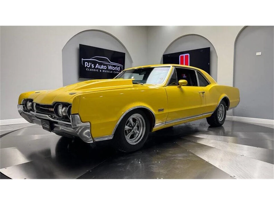 1967 Oldsmobile 442 1st Gen - Image 14 of 31