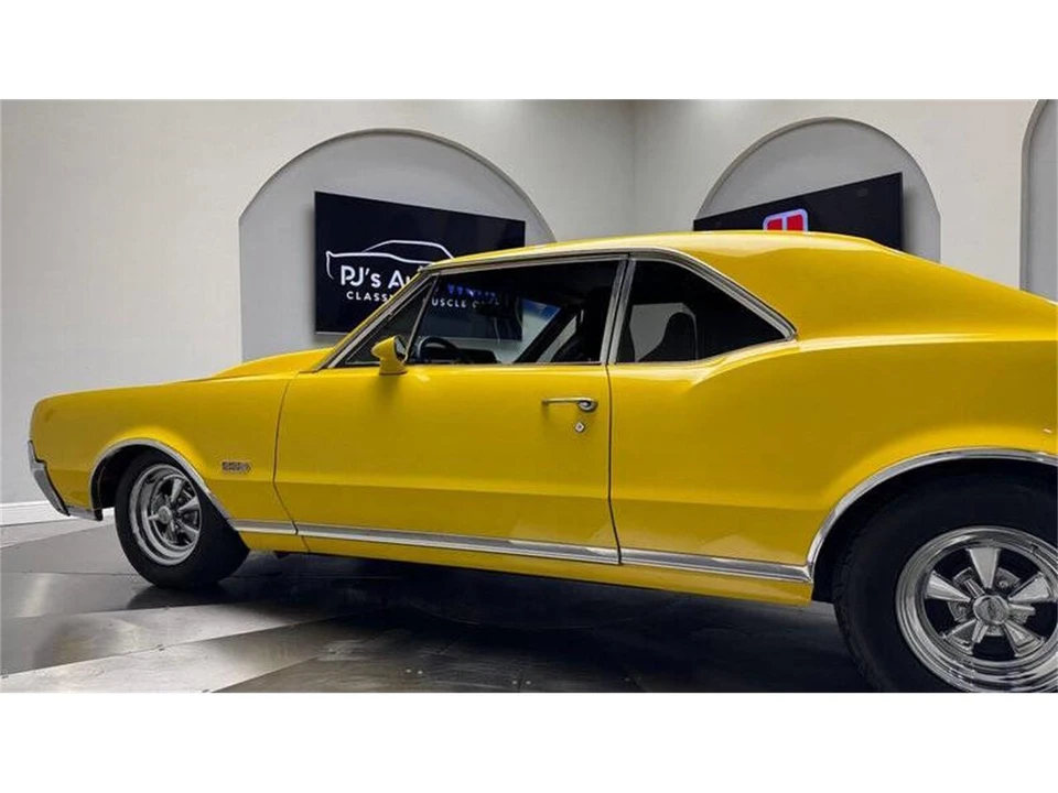 1967 Oldsmobile 442 1st Gen - Image 24 of 31