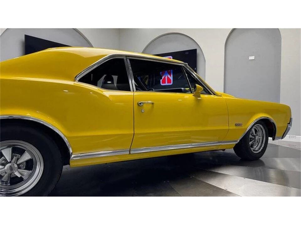 1967 Oldsmobile 442 1st Gen - Image 29 of 31