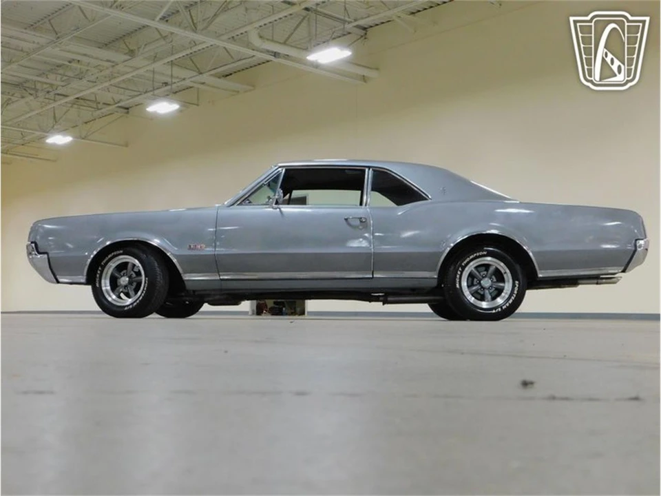 1967 Oldsmobile 442 1st Gen - Image 11 of 31