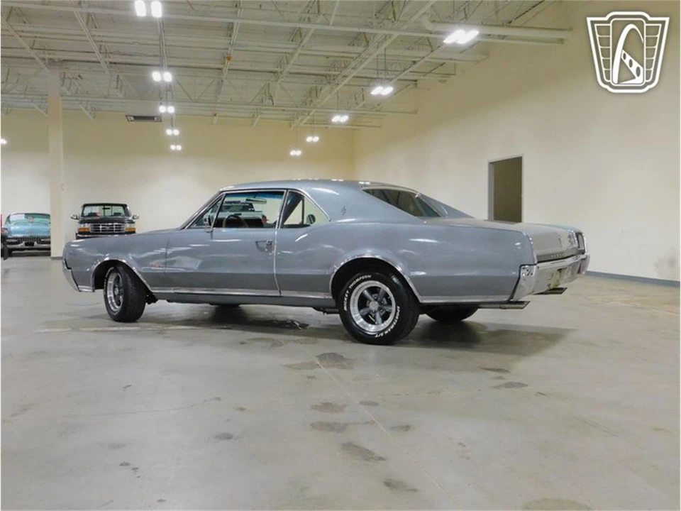 1967 Oldsmobile 442 1st Gen - Image 13 of 31