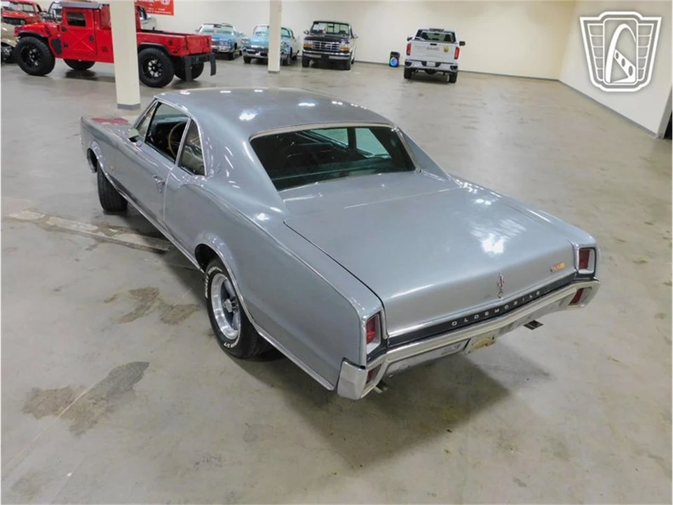 1967 Oldsmobile 442 1st Gen - Image 15 of 31