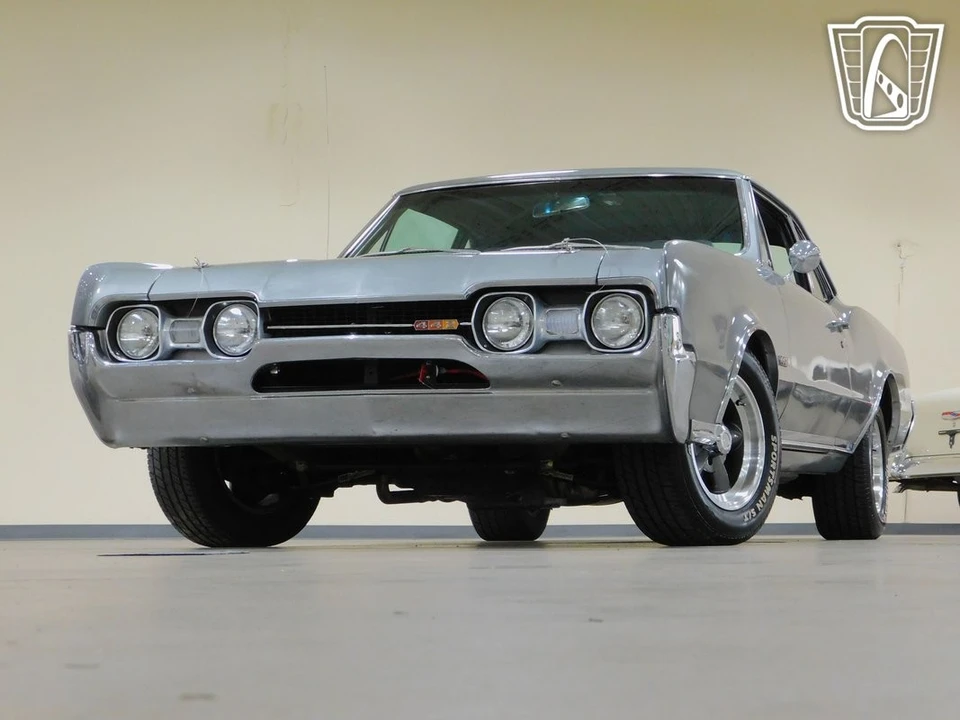 1967 Oldsmobile 442 1st Gen - Image 6 of 12