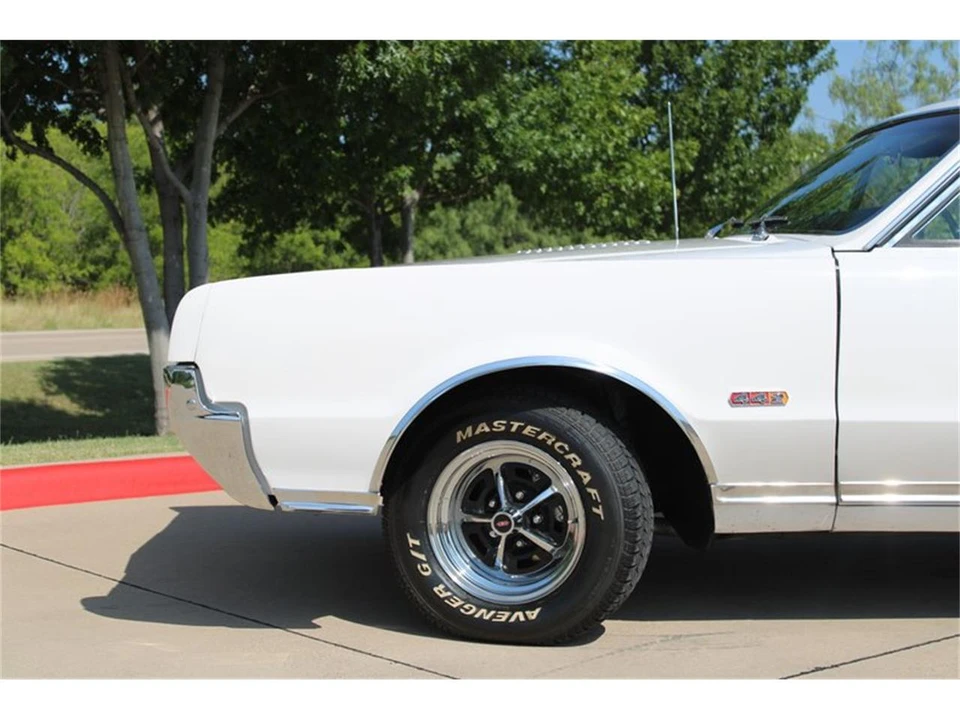 1967 Oldsmobile 442 1st Gen - Image 26 of 31