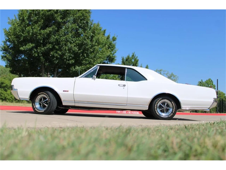 1967 Oldsmobile 442 1st Gen - Image 7 of 31