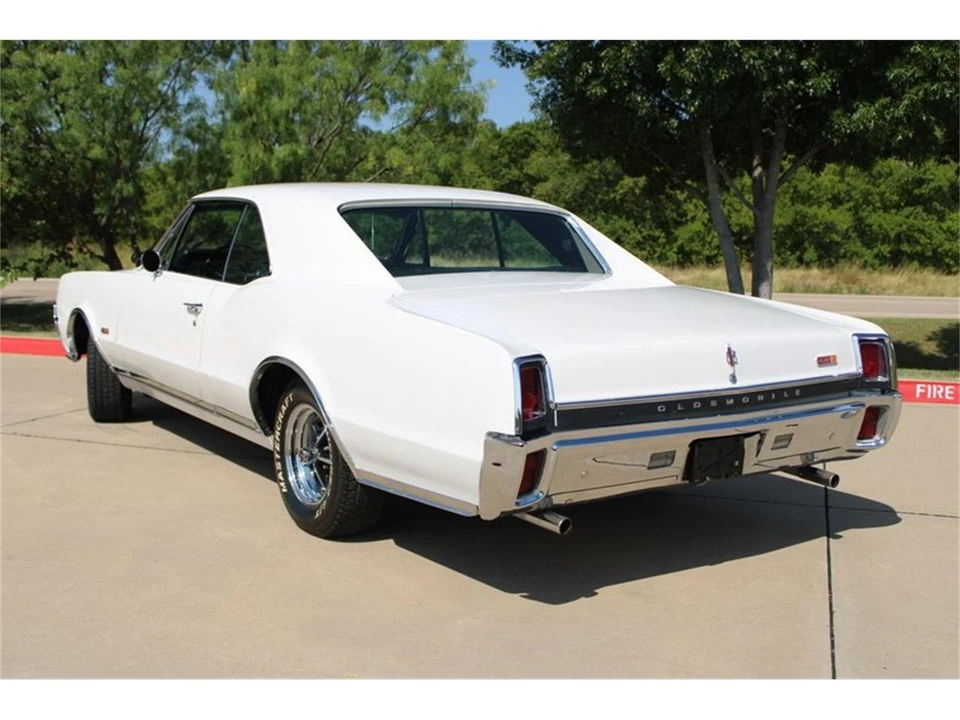 1967 Oldsmobile 442 1st Gen - Image 9 of 31