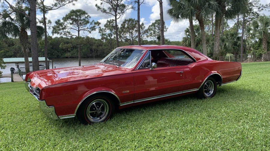 1967 Oldsmobile 442 1st Gen - Image 14 of 27