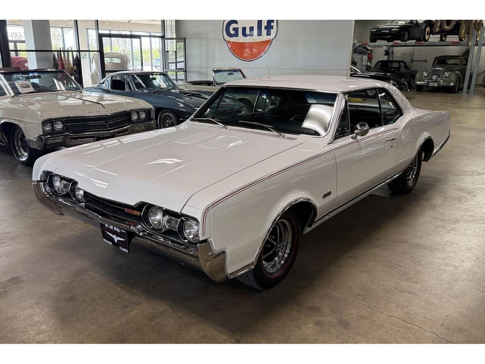 1967 Oldsmobile 442 1st Gen - Image 12 of 31