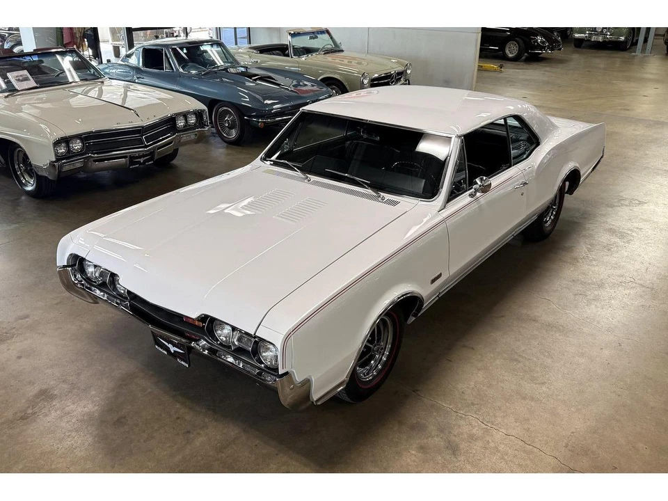 1967 Oldsmobile 442 1st Gen - Image 13 of 31
