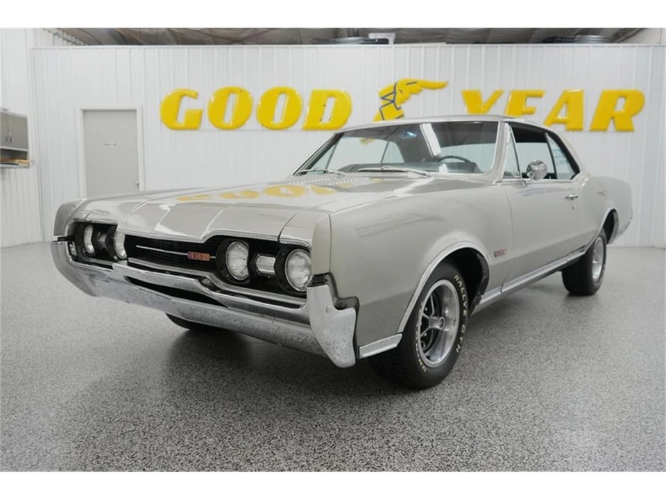 1967 Oldsmobile 442 1st Gen - Image 2 of 31
