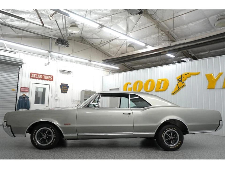 1967 Oldsmobile 442 1st Gen - Image 6 of 31