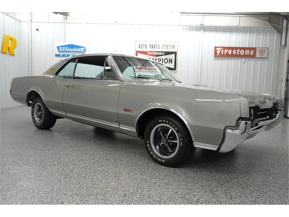 1967 Oldsmobile 442 1st Gen - Image 20 of 31