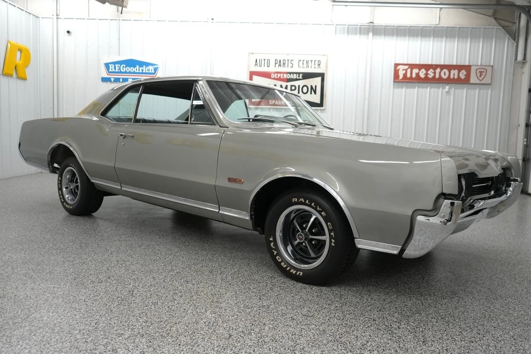 1967 Oldsmobile 442 1st Gen - Image 21 of 31